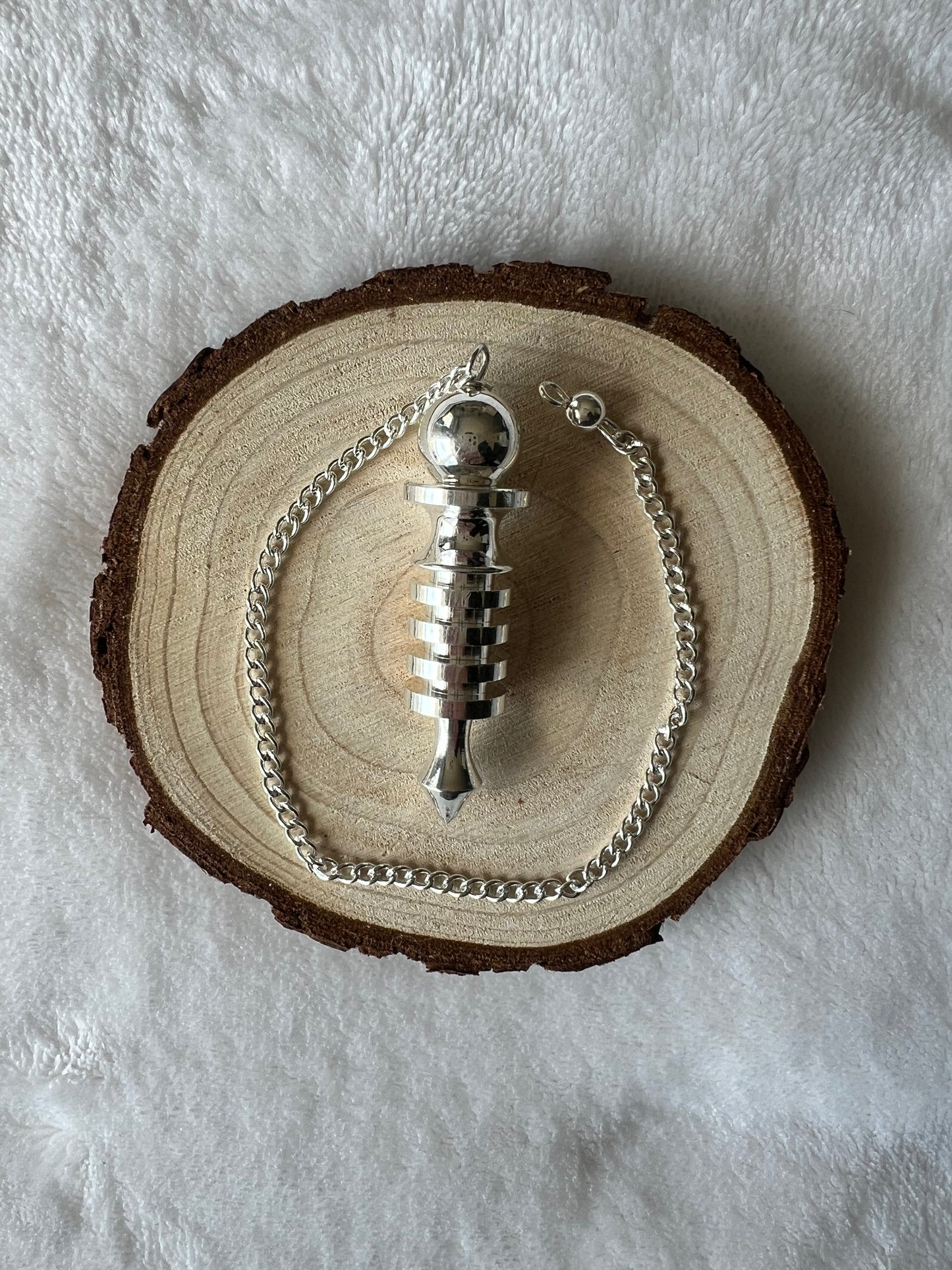 Pendule égyptien en acier