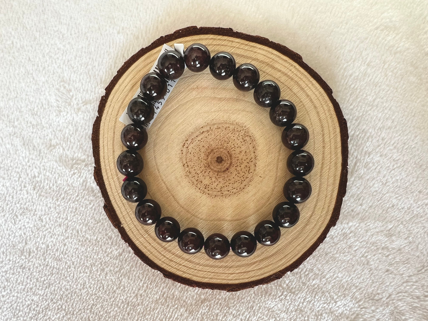 Bracelet boule en grenat 8mm