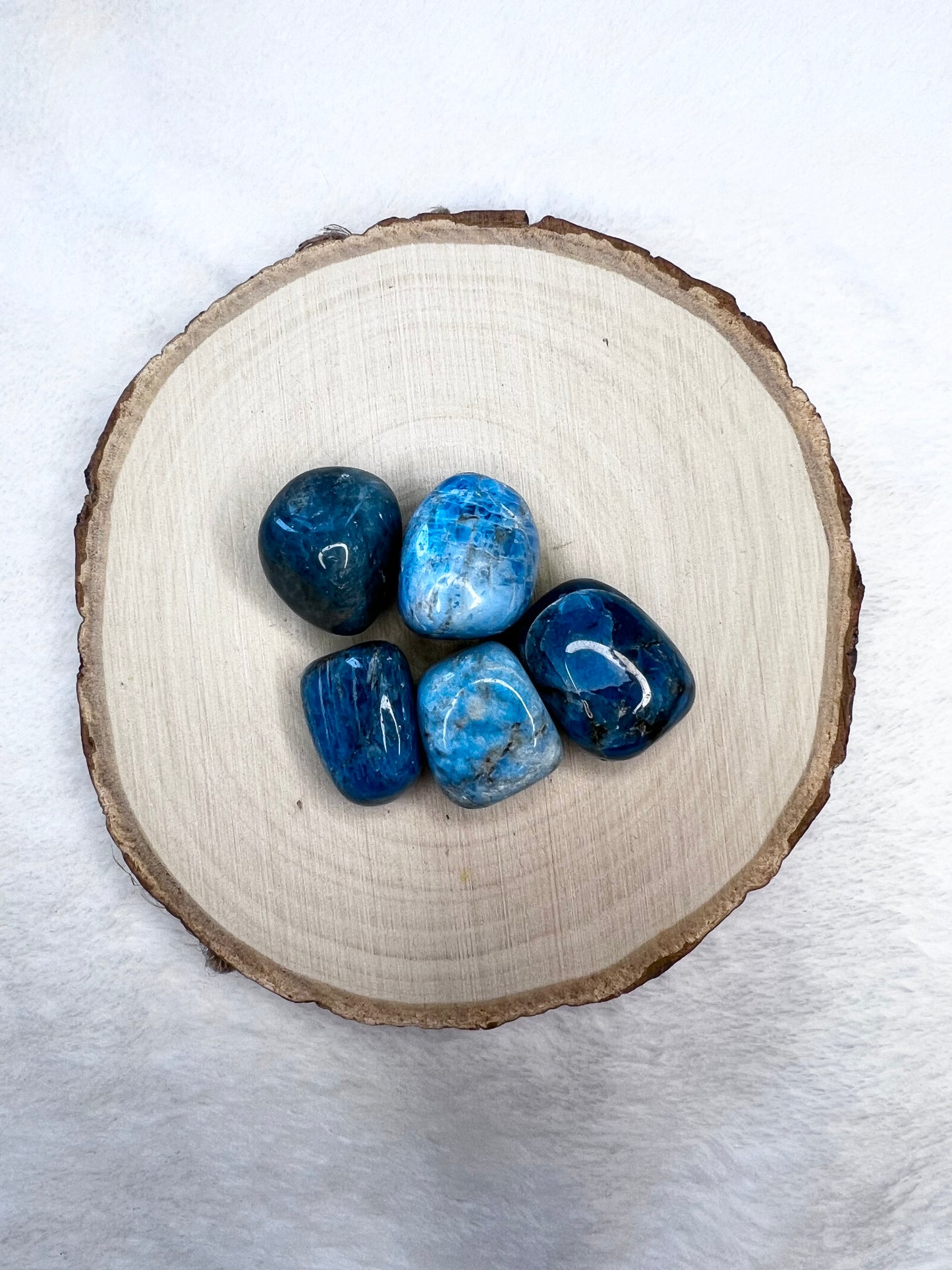 Pierre roulée en apatite