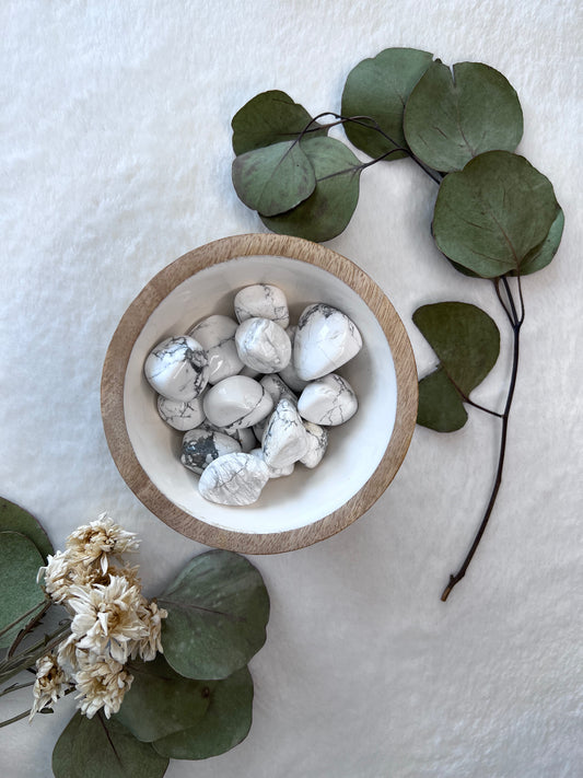 Pierre roulée en howlite