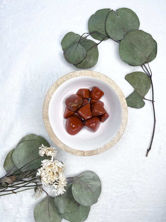 Pierre roulée en jaspe rouge